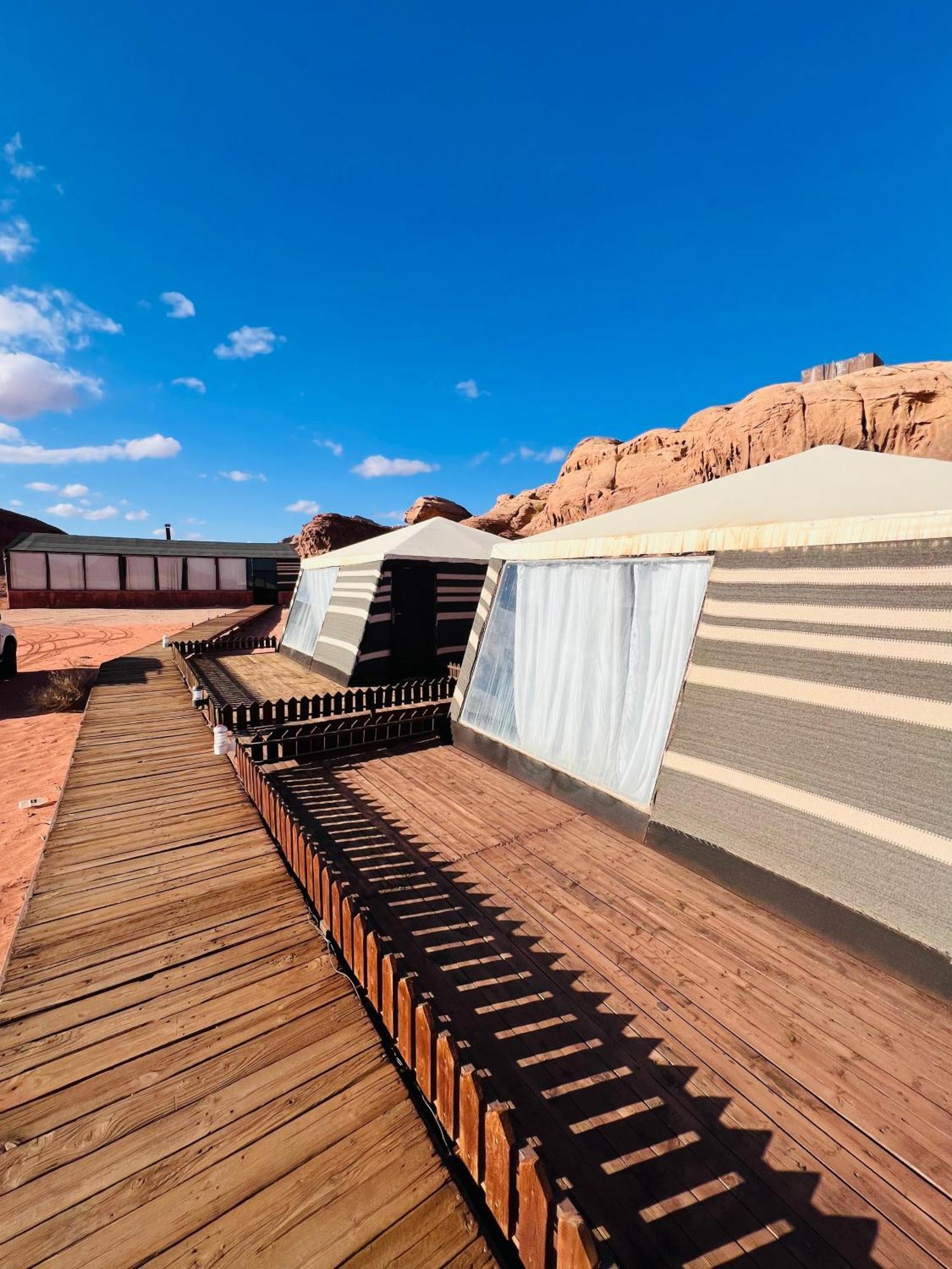 Wadi Rum Sunrise Camp المظهر الخارجي الصورة