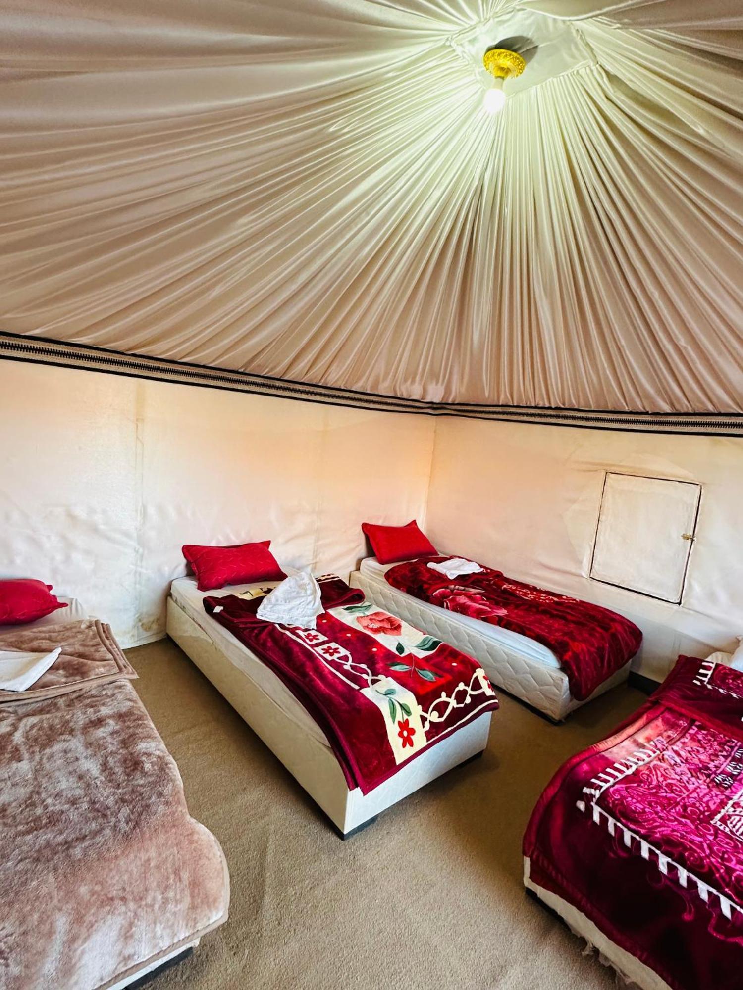 Wadi Rum Sunrise Camp المظهر الخارجي الصورة