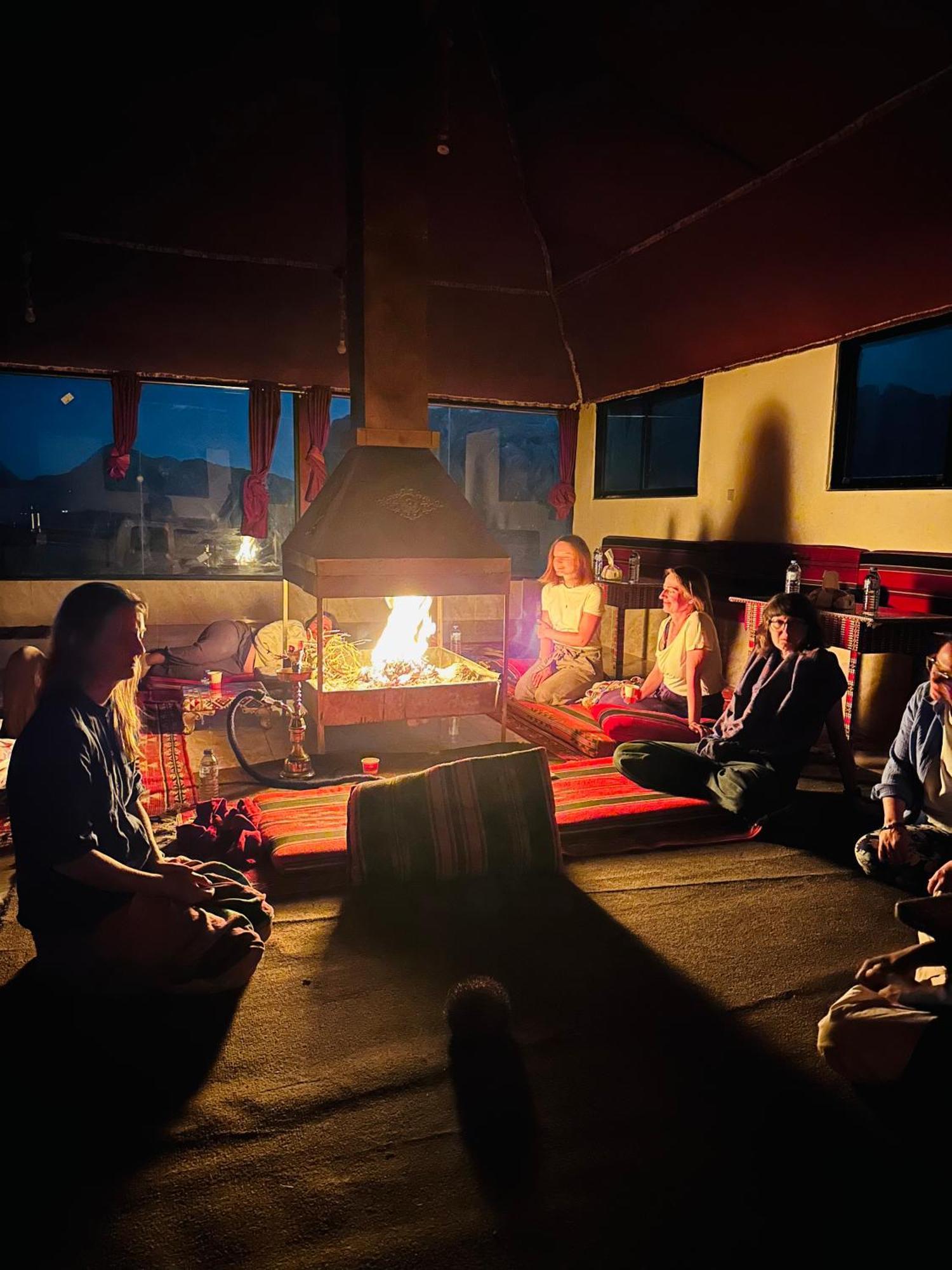 Wadi Rum Sunrise Camp المظهر الخارجي الصورة